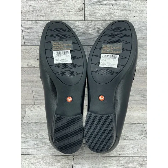 Women's Black Leather Slip-On Penny Loafers - Picture 12 of 13